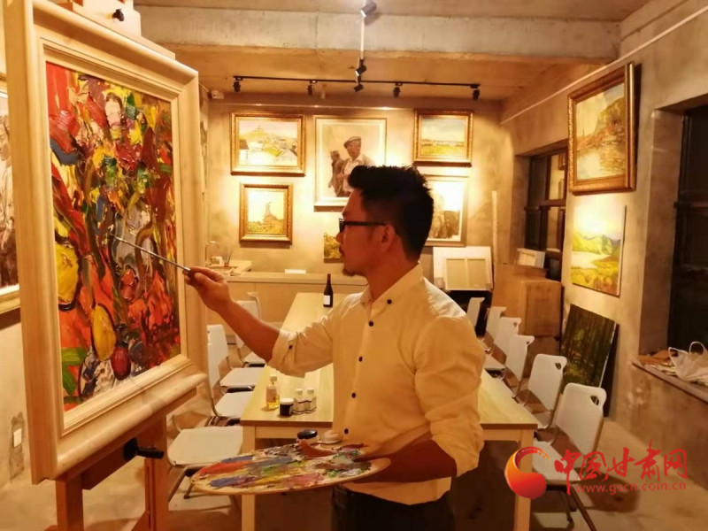 1909年咋建造黃河鐵橋？蘭州大學(xué)教師王威用油畫再現(xiàn)百年往事