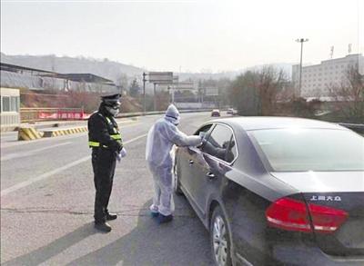 日夜堅(jiān)守，他們的“抗疫十二時(shí)辰”