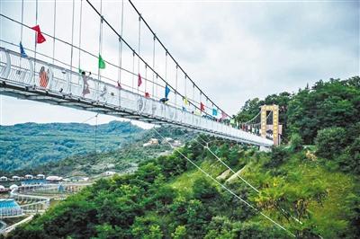 崆峒山5條美妙線路游起來！來這三座山赴暮春之約