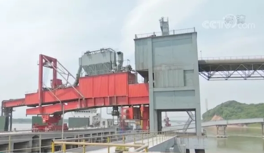 太瘋狂！水泥漲價幾輪，依舊排隊搶購......發(fā)生了什么？