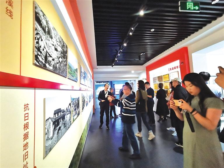 從窮山溝到“網紅村”紅色旅游鋪就致富路