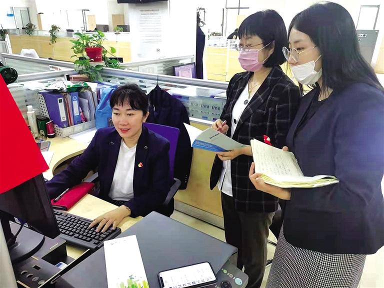 中國移動優(yōu)秀黨員何向娜：用青春詮釋時代先鋒精神