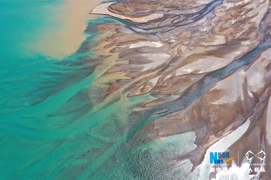【“飛閱”中國】驚艷！昌馬湖畔：河流繪大地“扇面”