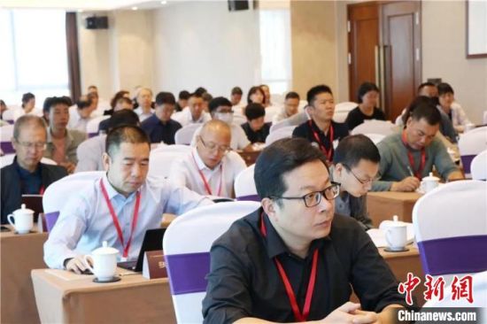 圖為“明清時期河西走廊社會變遷”學(xué)術(shù)研討會現(xiàn)場?！∥渫行侣剛髅郊瘓F供圖