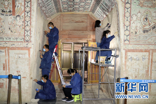 新“絲路人”的精神圖譜——記敦煌研究院古代壁畫(huà)與土遺址保護(hù)創(chuàng)新團(tuán)隊(duì)