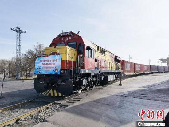 甘肅企業(yè)走出去“危中育新機” “借船出?！蓖貒H市場