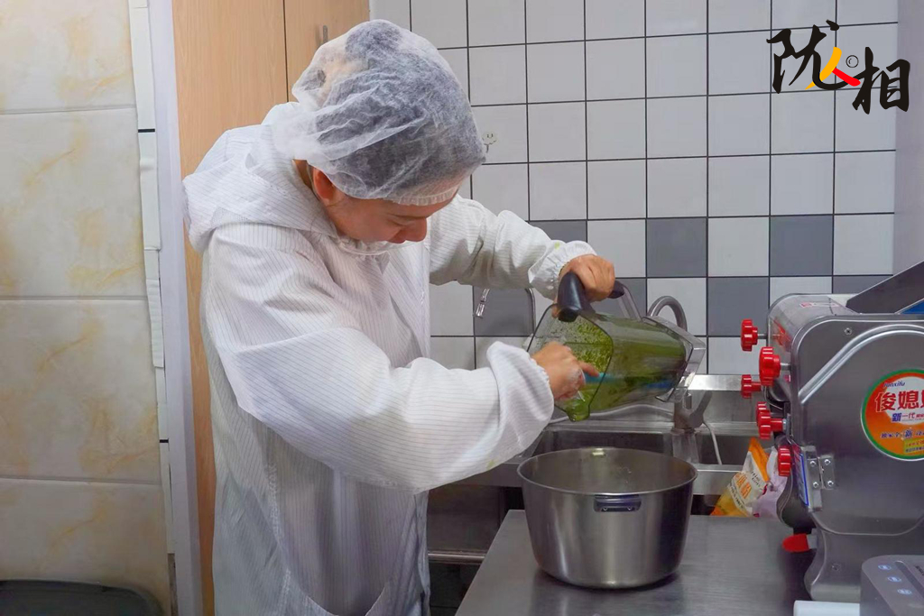 蘇娜 95后女孩巧手“蒸”出非遺花饃新天地